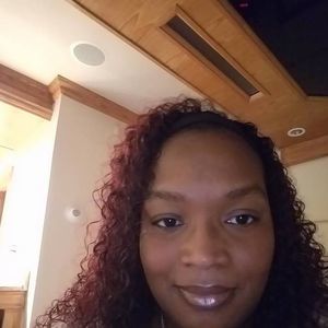 Meet your Posher, Jacqueline